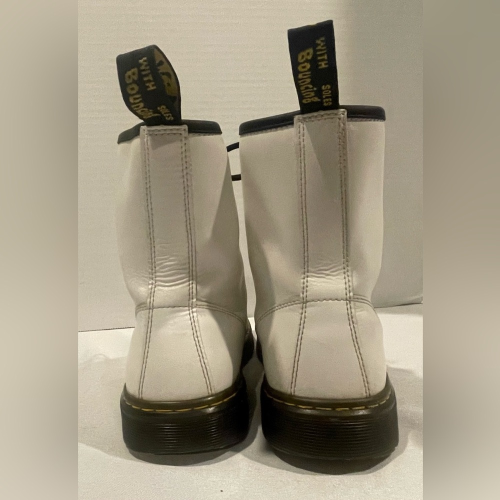 DR. MARTENS Zavala Combat Boot White Women’s Size 8 Men’s 7 - Picture 3 of 6